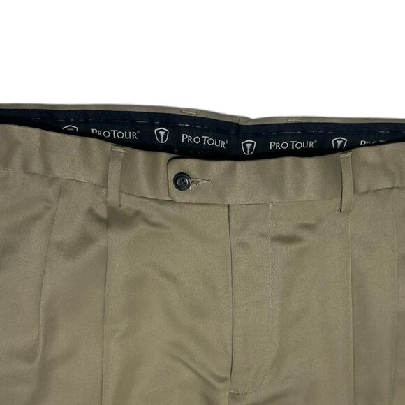 NWT 38x29 Pro Tour Men’s Golf Pants Pleated Khaki Moisture Wicking UV Protection - Picture 3 of 9